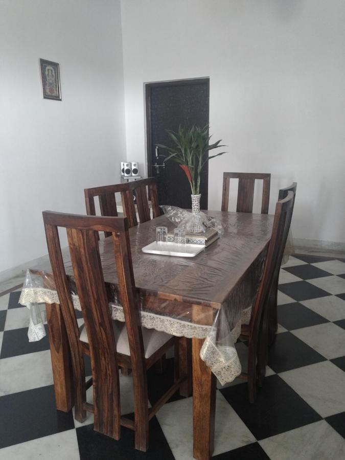 Ajay Bhawan Hotel Udajpur Zewnętrze zdjęcie